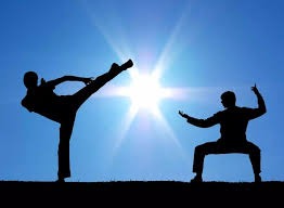 詹姆斯防守篮板超科比大腿！41岁30分场次联盟第二！